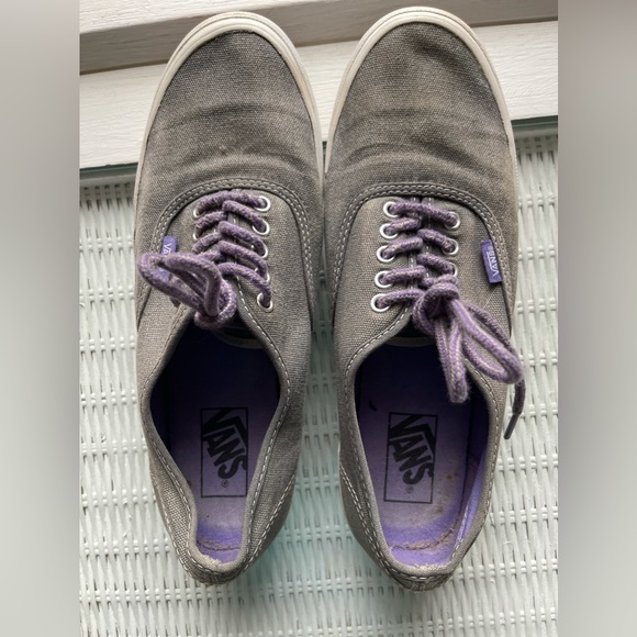 Women vans size 10 - Picture 3 of 11